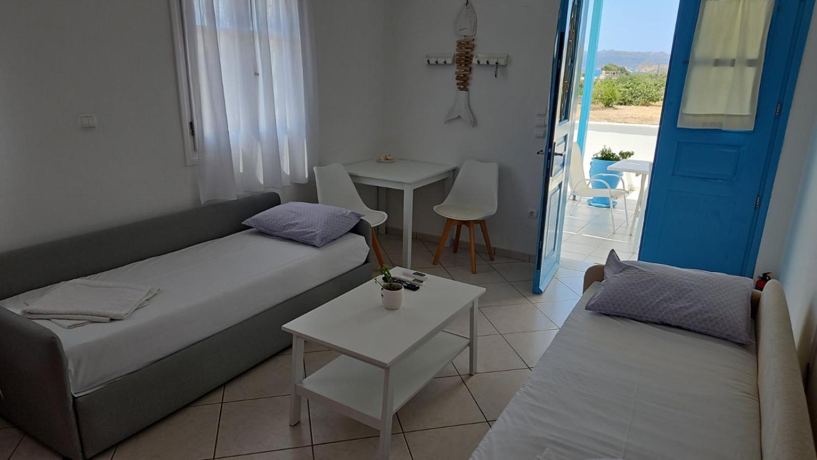 Milithos Apartments 2 Adamantas  Rum bild